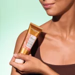 MOISTURIZING SELF TANNING GEL    ALL SKIN TYPES TUBE 100ML